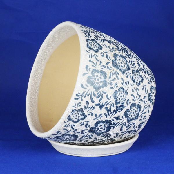 Large Selection Of Ceramic Pots For Your Gardening And Landscaping Projects