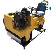 passeio do cilindro 6HP 2 - no tanque de água vibratório 15L do rolo de estrada 700kg