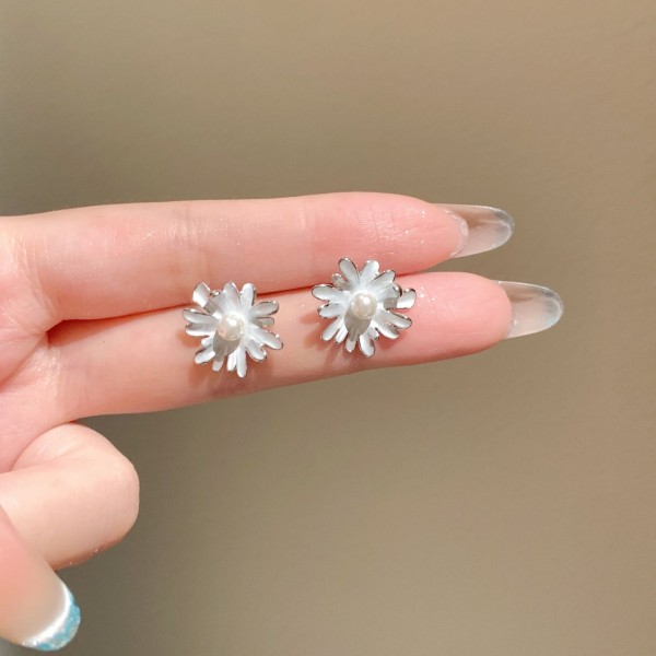 Factory Wholesale Brass Enamel Pearl Sterling Silver Stud Earring Women Fashion Jewelry Flower Earrings