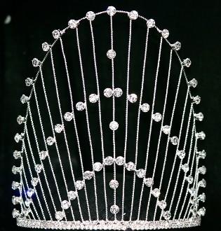 Shooting pageant crowns and tiaras for sale buy pageant crowns custom pageant crowns in china crown supplier pai crown