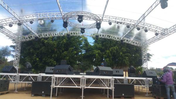 Customized Height Aluminum Lighting Truss With Roof System / LED Alunimum Truss System