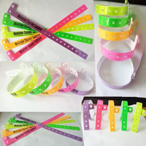 Design PVC Plastic Bracelet for Anniversary Occasion Eco-friendly Reflective Wrist Band