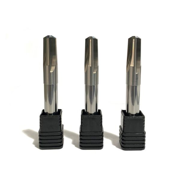4Flutes 6Flutes CNC Solid Carbide Taper Reamer 16mm For Steel