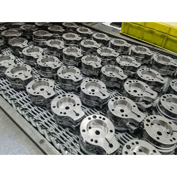 High Temperature Resistance Ceramic Oxide Disc Round For Metal Parts Firing