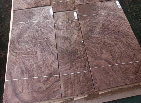 Length 20cm-2.7m Width 20cm-1.3m Walnut Burl Wood Veneer Sheets
