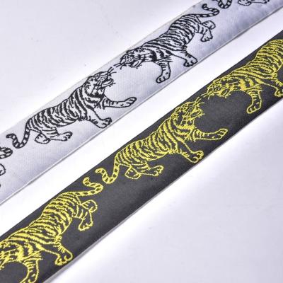 Fita elegante da guarnição de estofamento do vestuário 4.5cm