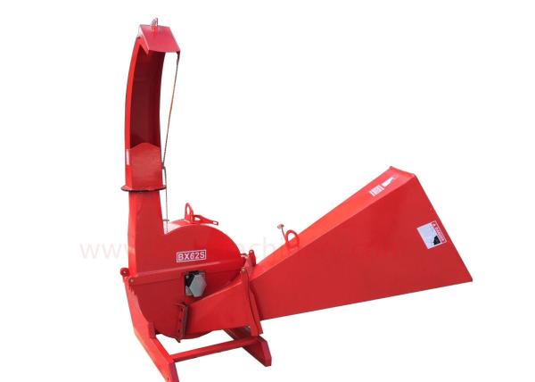 Tractor Self Feeding Wood Chipper Shredder Machine With 6 Inches Chipping Capacity