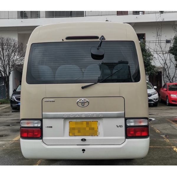 Gasoline 23 Seater Coach Tour Bus Toyota Coaster 20 Seater