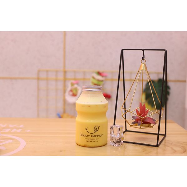 Leak proof Bubble Tea Jugs Plastic Material Ensures No Spills Durable Containers for Bubble Tea Shops and Beverage Services