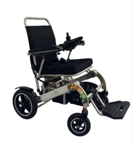 Silla de ruedas eléctrica plegable con respaldo bajo