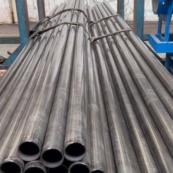 34CrMo4 4130 Tubes de puits de pétrole pour applications critiques dans l'industrie pétrolière et gazière