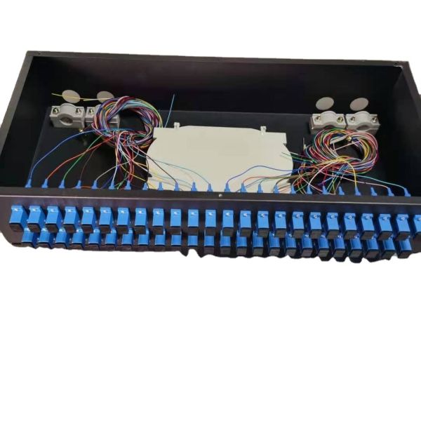 PLC Splitter 1U 19 " 24 Ports SC/APC 1 24 Splitter à fibre optique pour réseau