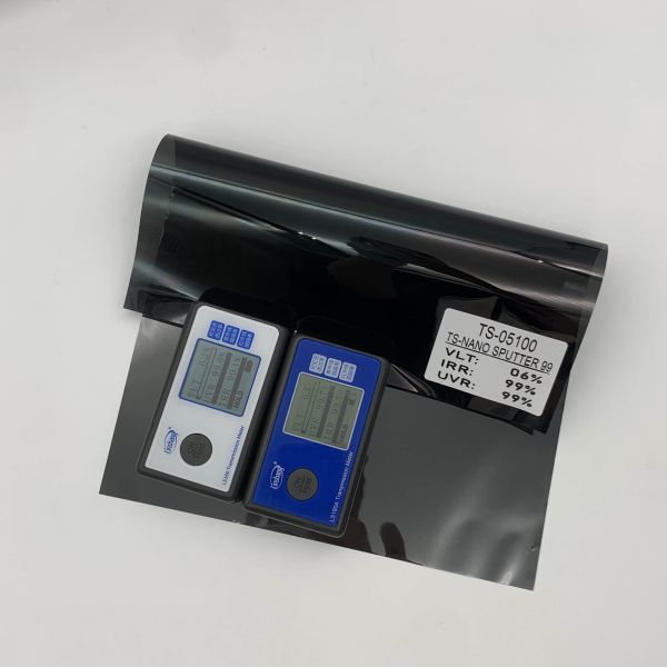 PELÍCULA NANO CERÁMICA TS-05100 PARA PROTECCIÓN DE PRIVACIDAD EN VENTANAS DE AUTOMÓVILES
