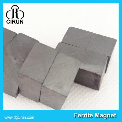 Ímã industrial feito sob encomenda da ferrite do retângulo do bloco do tamanho Y33 para de múltiplos propósitos