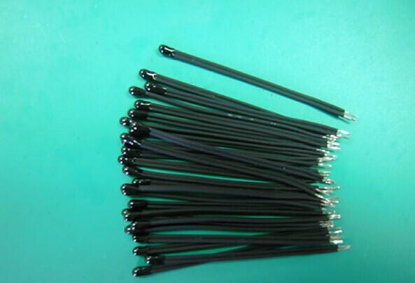 電気自動車の電源のための交通電子装置 NTC の温度検出器