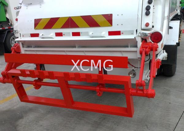 Garbage Compactor Truck Special Purpose Vehicles , Self Dumping Rear Loader Garbage Trucks