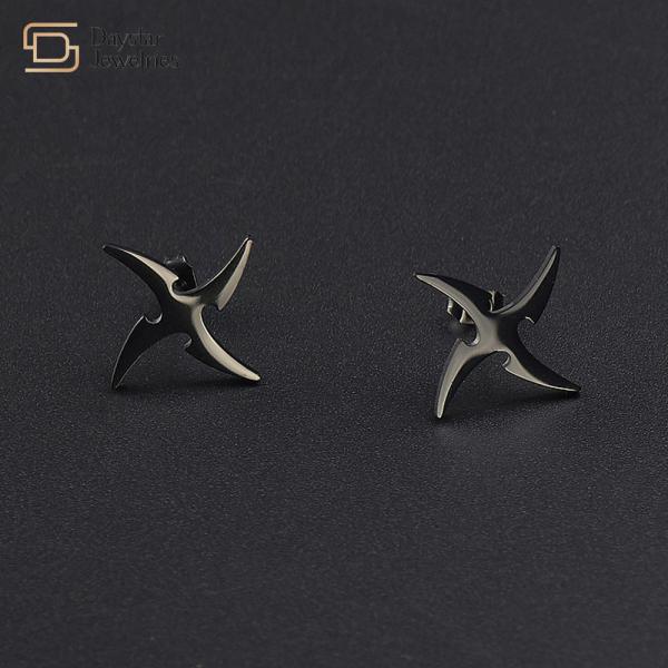 Brincos de aço do parafuso prisioneiro do símbolo de Shuriken Kunai da joia do titânio de Naruto do Anime por adolescentes