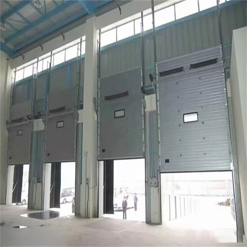 Weather Sealed Sectional Door Space-Saving Vertical Lift Design For Truck Terminals & Yards
