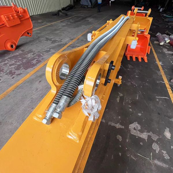 20 Ton Long Excavator Sliding Arm , 10M Adjustable Boom For Dx200 Sy205 Cat320