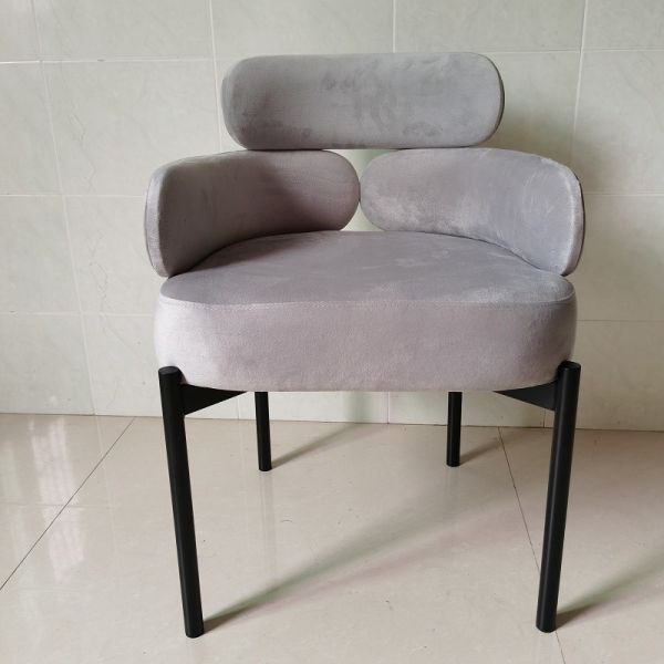 Light Luxury Creative Hotel Restaurant Furniture Metal Art Velvet Armrest Dining Chair