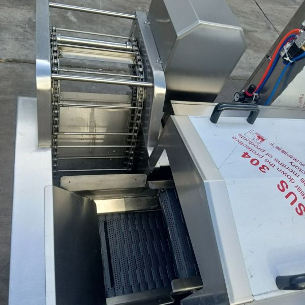 Stainless Steel Large Automatic Gas Frying Machine for Dough Chicken Meat Onion Potato