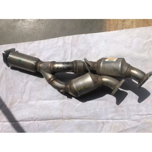 Les fabricants fournissent des catalyseurs ternaires pour l'Audi Q7 3.2t Touareg 3.2 Ternary