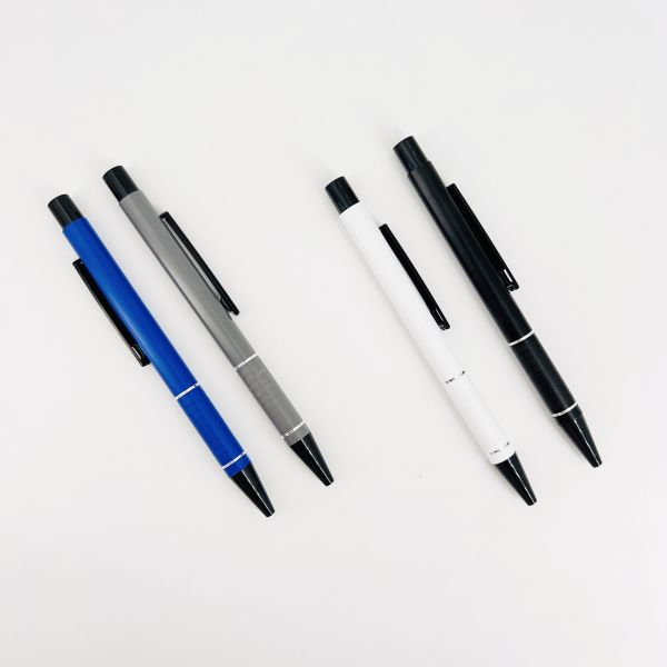 Pluma de punta de aluminio simple de alta gama pintura en aerosol Pluma de bola de escritura lisa