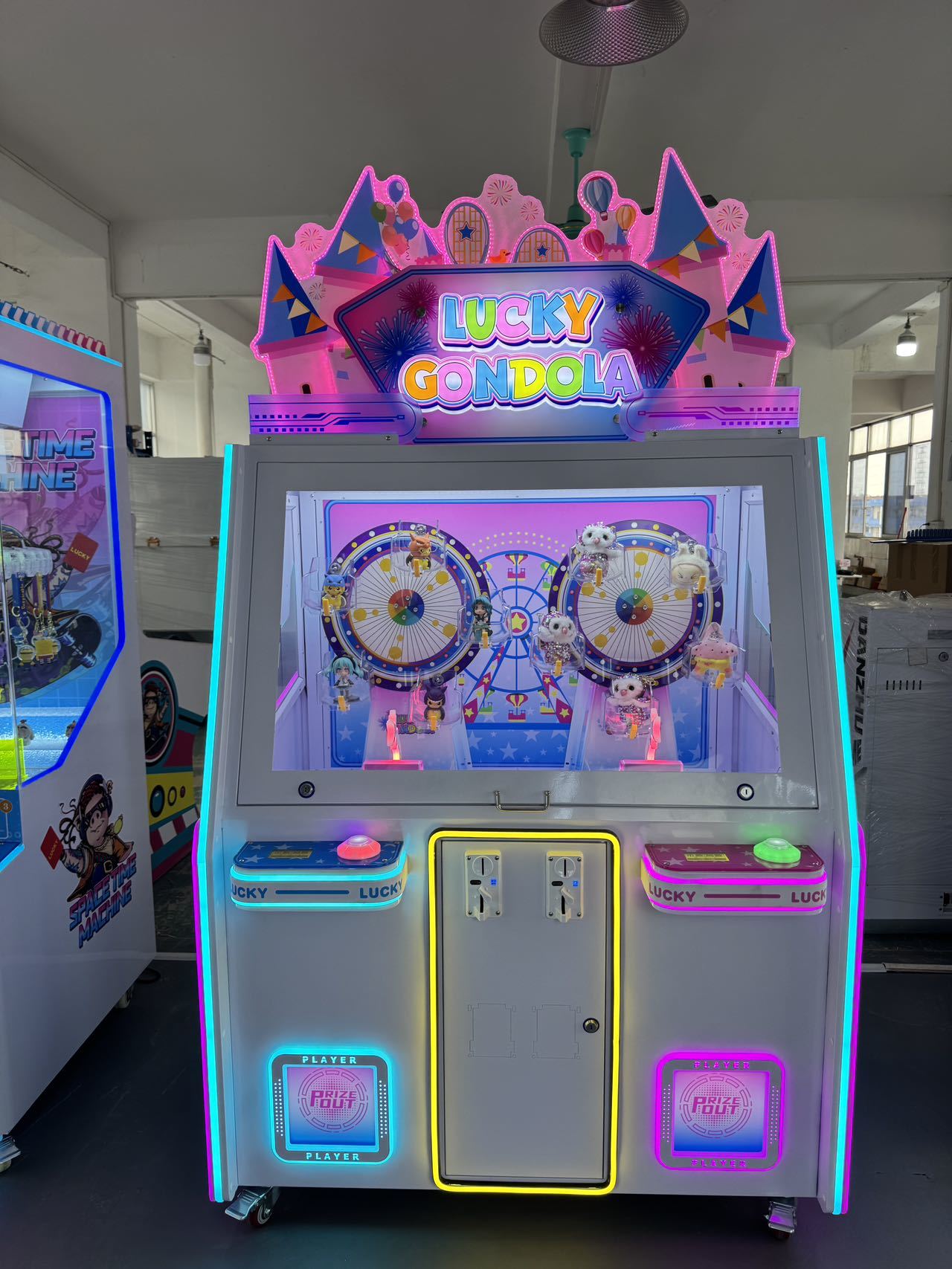 Token‑Supported Ferris Wheel Claw Machine, Eye‑catching Design for Event & Retail Store Promotion