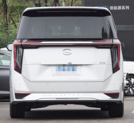 GAC Trumpchi M8 2023 zongshi series shuangqing zhizun 5 door 7 seat MPV