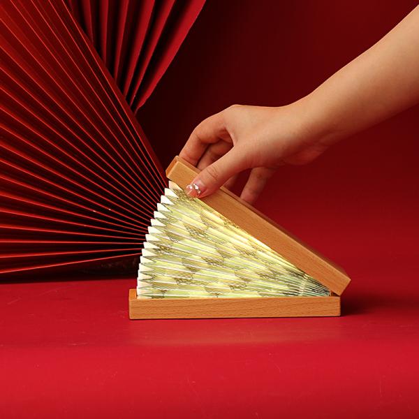 Chinese Traditional Decorative Crinkle Folding Paper Lamp Waterproof LED Floor Standing