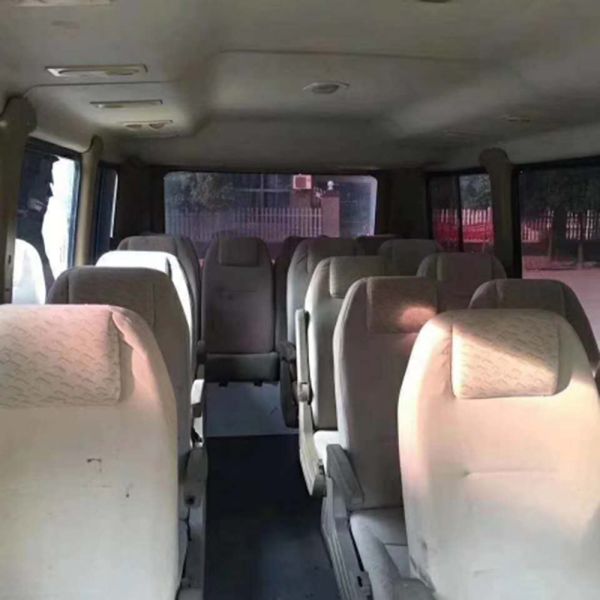 Safe 108HP Manual Gearbox Mini Vans Used 54000KM Mileage With 17 Seats