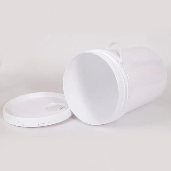 1.5 Pounds Round Large Plastic Storage Bucket With Sustainable White Snap On Lid
