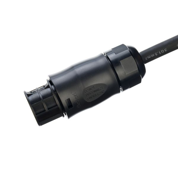CEE/16 3 Prong Schuko Plug AC Extension Cord Swiss Plug Cabled H07RN-F 3X1.5MM2 with BC01 Betteri Female Connector IP68
