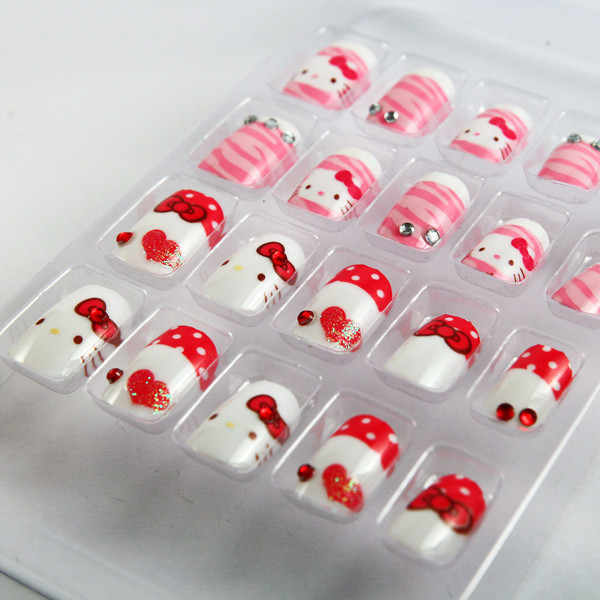 Artificial 3D Fake Nails