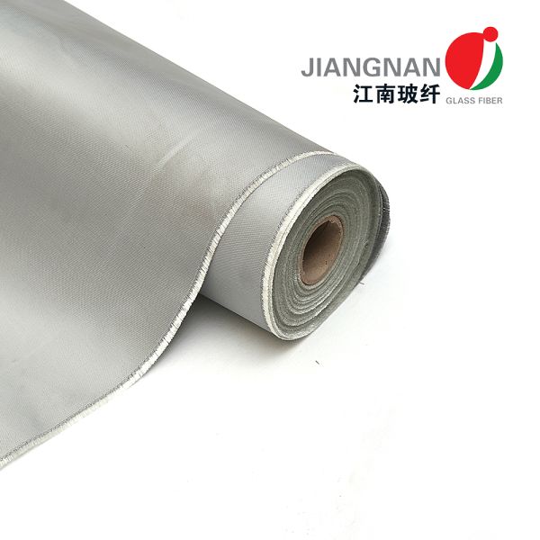 ткань стеклоткани предохранения от жары 260℃ 0.45mm с клеем силикона одна сторона