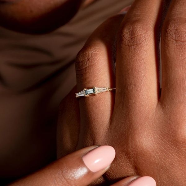 Красивые ювелирные изделия Три каменных бриллиантовых кольца на заказ для женщин в 14K 18K позолоченные