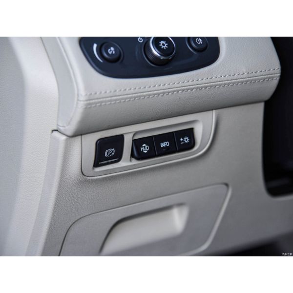 Buick GL8 2023 Es Smart Flagship Version Gasoline MPV Top Speed 195 Km/H for Benefit