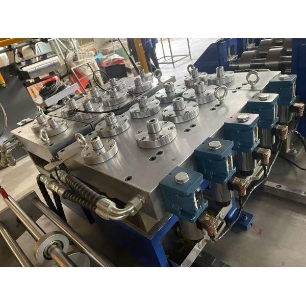 C100 C150 LGS Machine Light Steel Villa Frame Roll Forming Line 0.8-1.6mm