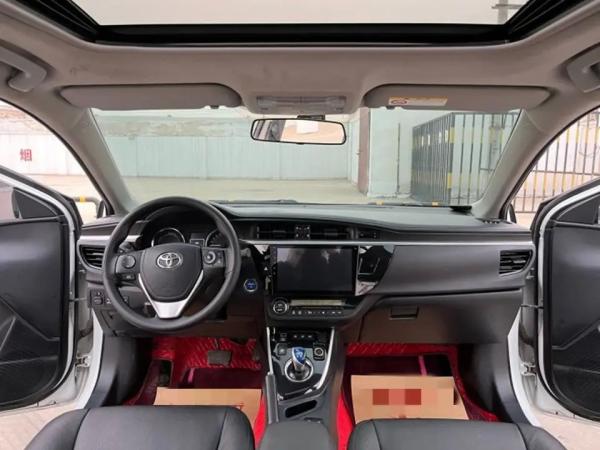 2017 Model 1.8L Hybrid Vehicles Toyota Corolla Levin E-CVT Transmission Fairly Used Cars