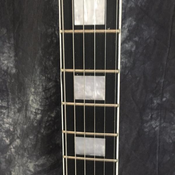 China Flying V Guitar. electric guitar. Good sound quality flying v electric guitar natural color