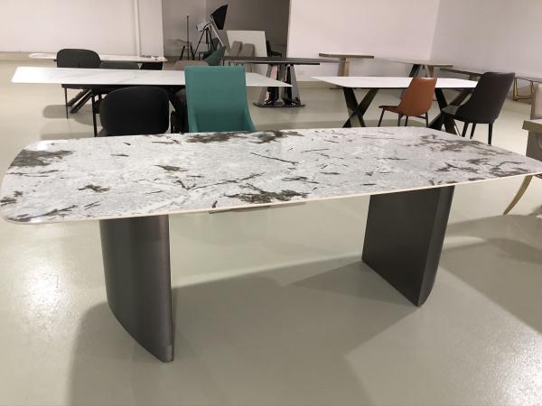 Sintered Stone Mable Top Dining Table Set for Home Marble Metal Dining Table