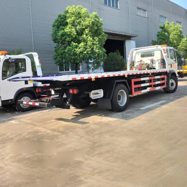 SINO  4*2  8 Ton Flatbed Trailer Wrecker Truck  Body    Tow Trucks     Blockroad Broken Car
