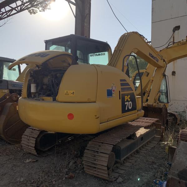 Escavação de 7 toneladas de duração hidráulica de trilho tipo PC Komatsu 70 escavadeira de segunda mão a um preço baixo e vender bem