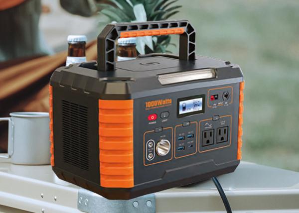 1000 Watt Outdoor Mobile Solar Electric Generator Station 3.7V / 270000mAh