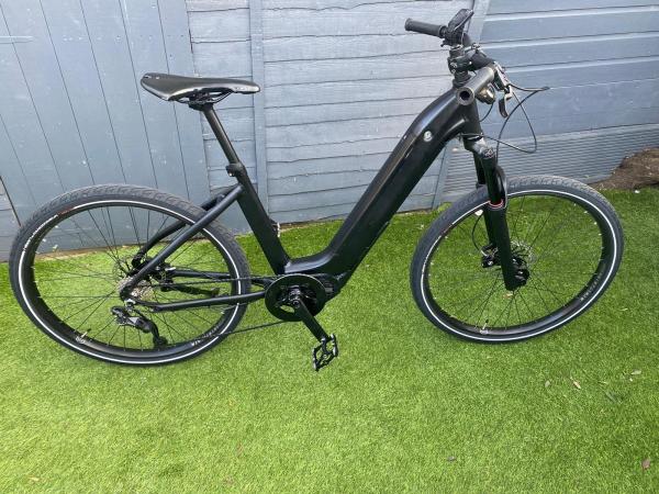 City Size Womens 26 Inch Wheel Electric Bike Step Through 48V 500W M500 Motor