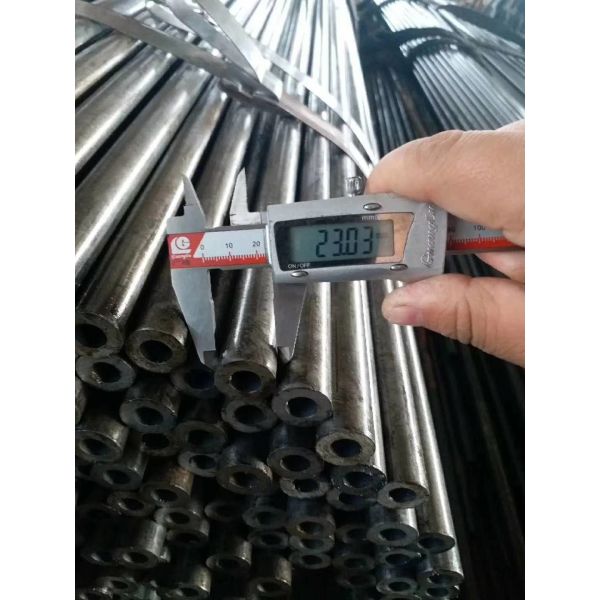 Cold Drawn Precision Seamless Steel Pipe Outer Diameter 6.35-140mm Inner Diamter 13-130mm