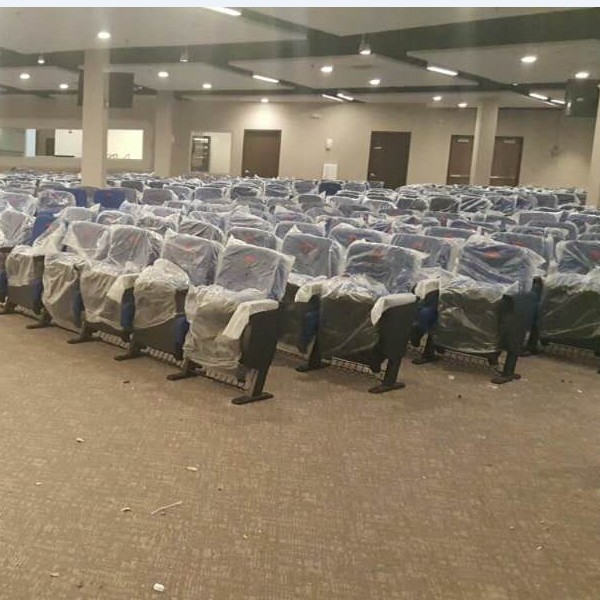 Indoor Theater Auditorium Movie Theater Chairs Stadium Seating With Cup Holder