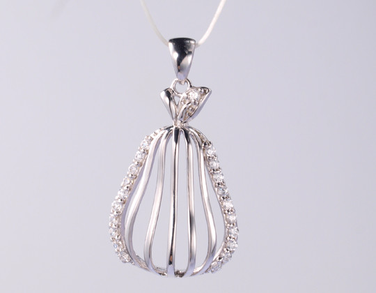 Geometric 18K Gold Cross Pendant With Zircon Stones 1.25mm/1.5mm