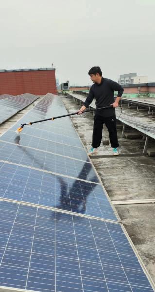 High Altitude Cleaning with Wanlv Sunny Manual Water Spray Brush and 11.4 Meters Extended Handle