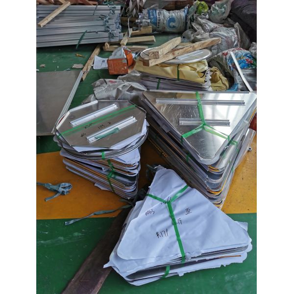 Размер по индивидуальному заказу Плакаты безопасности дорожного движения Алюминиевая табличка Сталь для продуктов